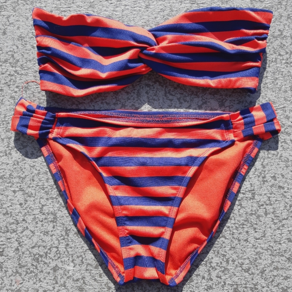 Bikini Set - Picture 5 of 12